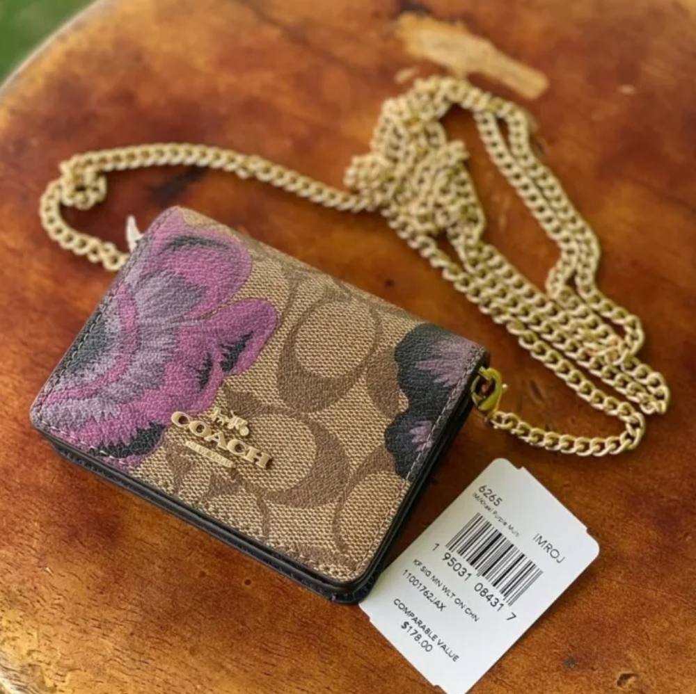COACH 🇺🇲Mini Wallet in Signature Canvas with purple Kaffee Fassett Print hand